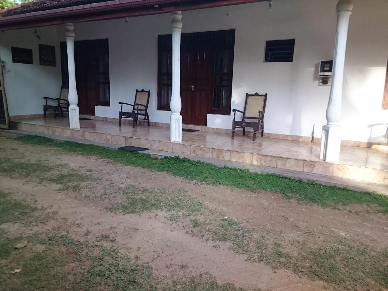 Hotel Sun And Surf Rest Ahangama Exterior foto